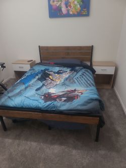 Full size memory foam Mattress, bed frame and side dresser
