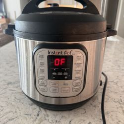6-quart Instant Pot Duo