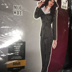 Mob Wife Halloween Costume
