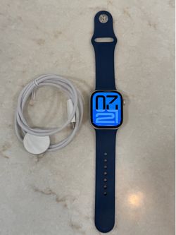 Apple Watch Series 10 42 GPS+LTE Silver Aluminum Good Condition