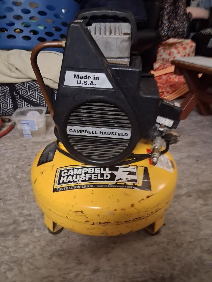 Campbell Hausfeld 4-gallon air compressor Used