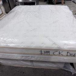 🔥California King Mattress Saatva Classic DISPLAY $299