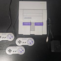 Super Nintendo Console, NO DISPLAY, 3 Original Super Nintendo Controllers, Original Super Nintendo Power Cord