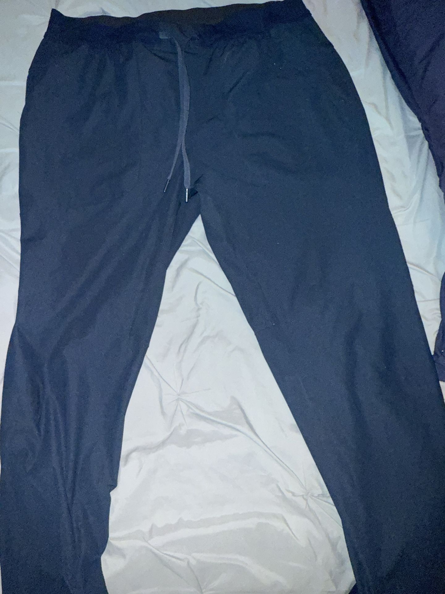 Lululemon Men’s Joggers 2xl