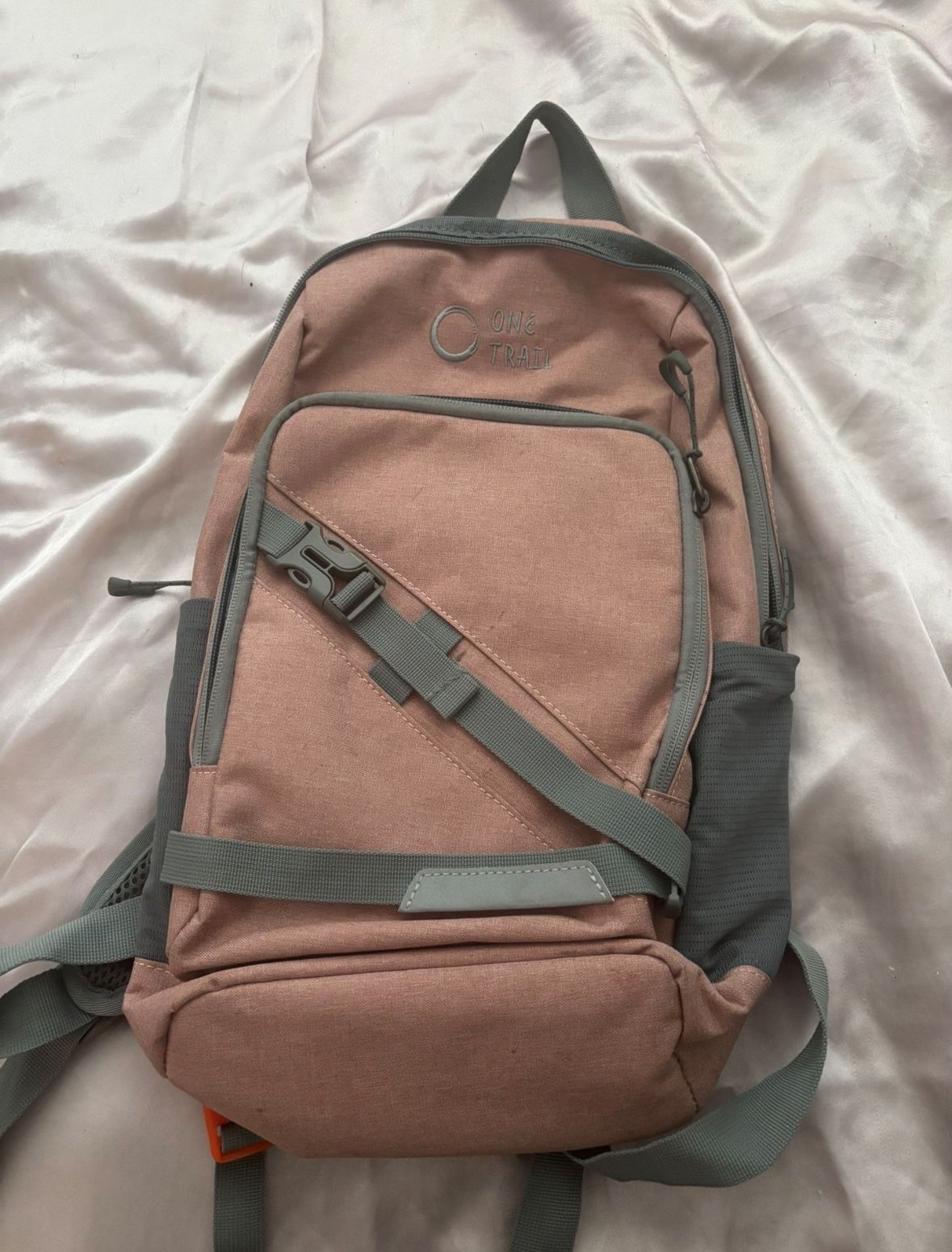 Me Trail Hiking Backpack