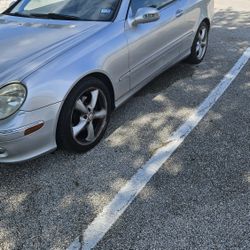 2005 Mercedes-Benz Clk320