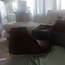 Mens Boots Size 11.5 Wide