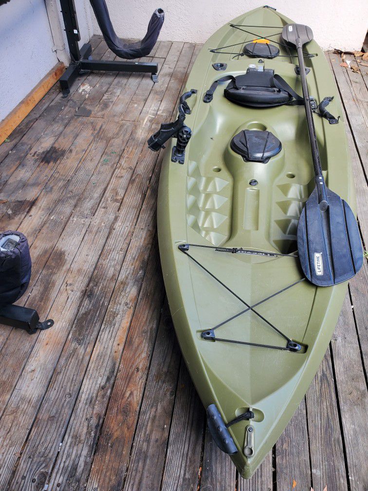Lifetime Fishing Kayak & RAD Sportz Rack System