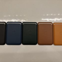 iPhone leather wallet - MagSafe