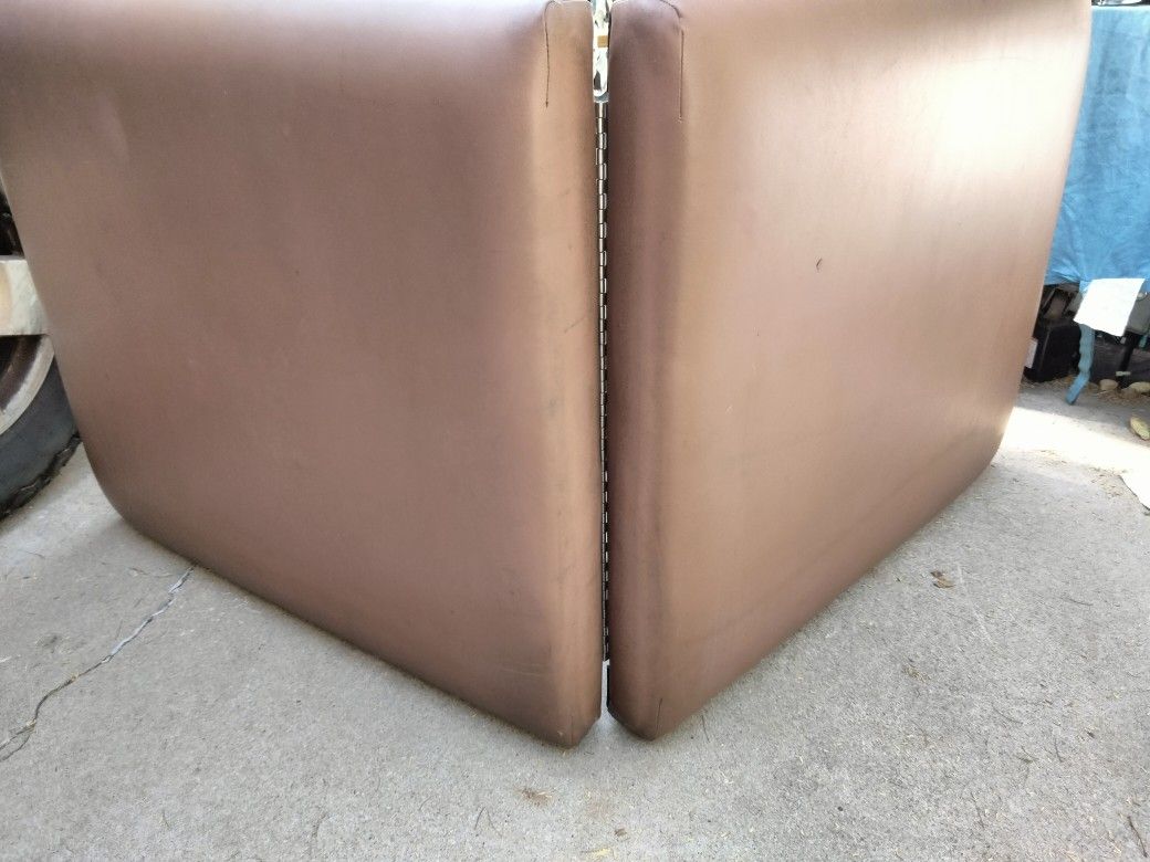 Premium Massage Table