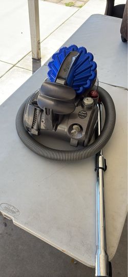 Dyson vacuum cleaner