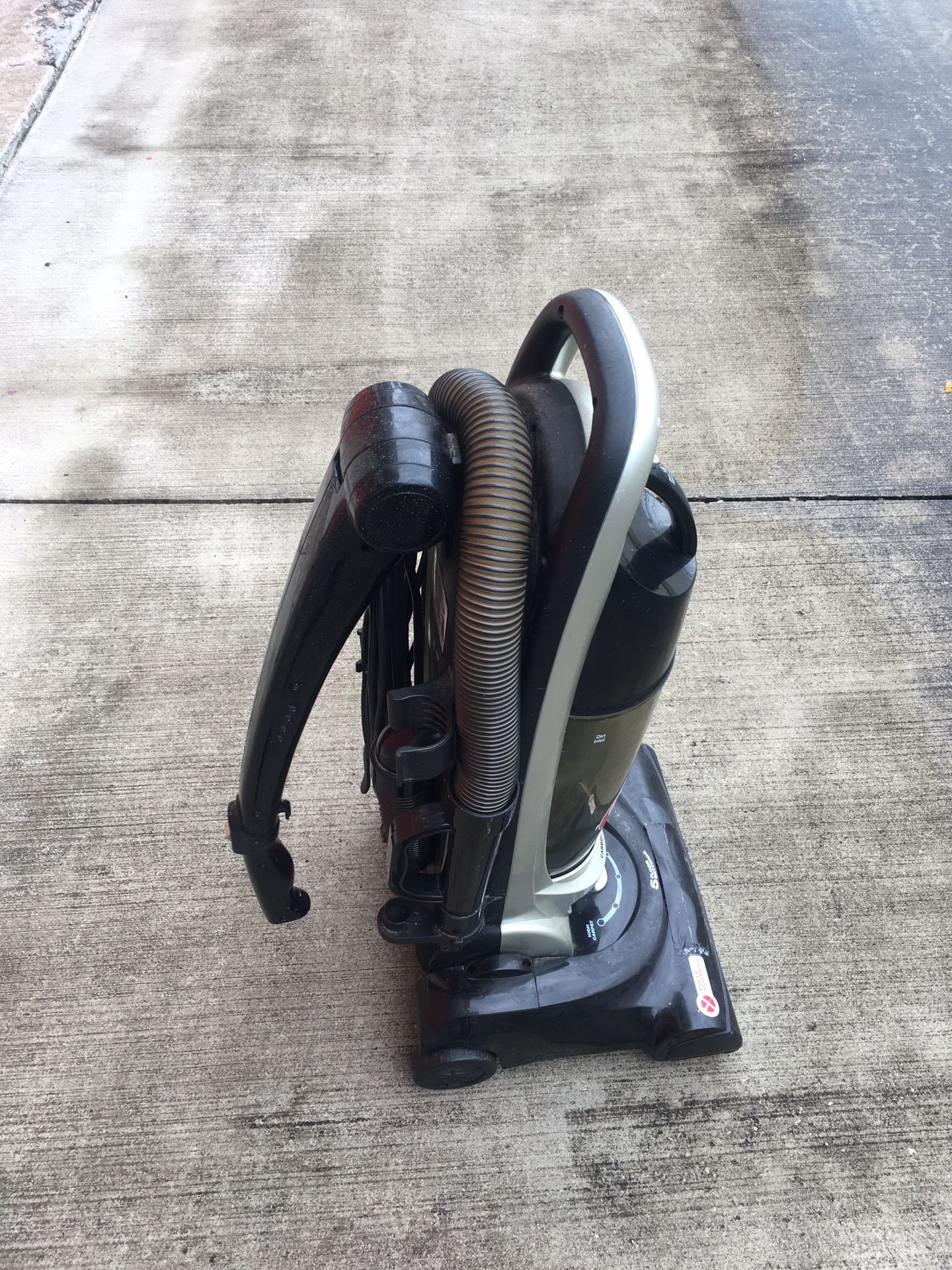 BLACK + DECKER dustbuster Quick Clean Cordless Hand Vacuum, HNVC115JB06.  for Sale in San Antonio, TX - OfferUp
