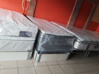 plush twin size mattress set $149.99 free delivery (Mattress and Boxsprings only)