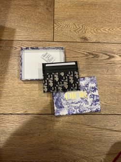 D1or Card Holders