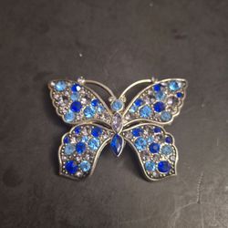 Silvertone Monet Butterfly Brooch 🦋  W/Various Shades Of Blue Rhinestones-Symbolizing Transformation & Beauty, Vintage Mid To Late 20th Century 2.25"