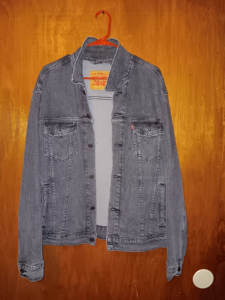 (2 Jean Jackets $25 Each)  Black And Grey Levi's Jean Jackets (Size Large)