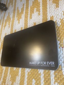 Makeup Forever XL Empty Magnetic Palette