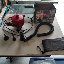 Air Mattress Pump, Coleman, 120V W/ Accessories. 