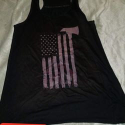 🩷 black tank med - still available