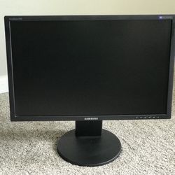 Samsung 24” Computer Monitor