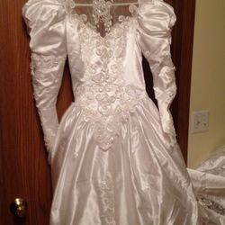 Wedding dress