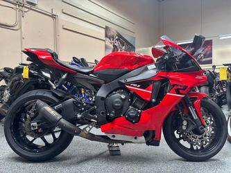 2015 Yamaha R1