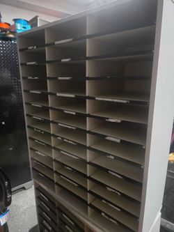 Document shelves