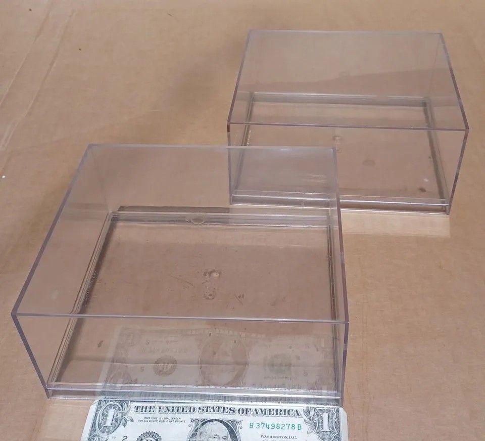 2 Jo-Han models stackable display cases