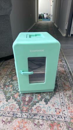 Mini counter or table fridge