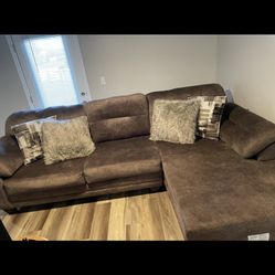 L-Shaped Sectional 