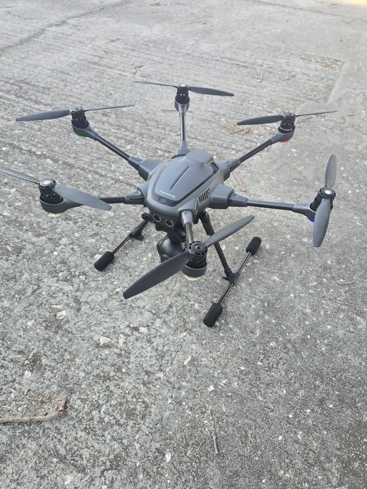 Yuneec Typhoon H Drone