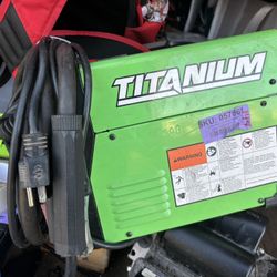 TITANIUM Easy-Flux 125 Amp Welder Soldadora 