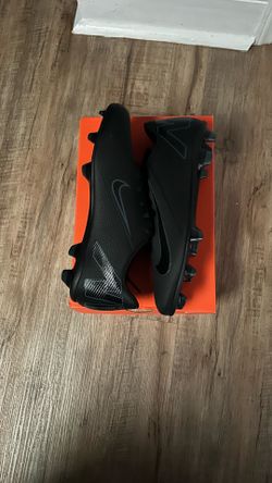 Nike Mercurial Vapor 16 Club-Brand new in box -$50