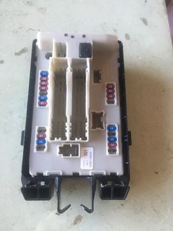 INFINITY G37 Nissan Altima maxima Murano open fuse box