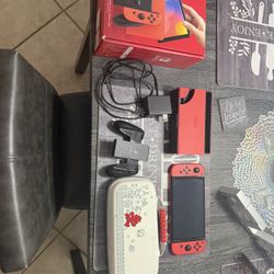 NINTENDO SWITCH OLED SYSTEM BUNDLE