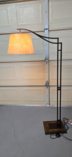 Arc Floor Lamp with Wood Base