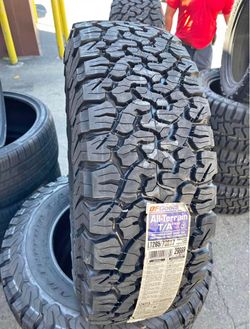 New Tire LT 265/70R17 Bfgoodrich All Terrain T/A KO2 121S E/10 Ply Set Of 4 Tires Mount Balance inst