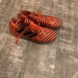 Nemesis Cleats