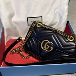 GUCCI MORMONT SMALL SHOULDER BAG