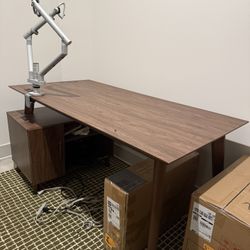 Excellent Desk
