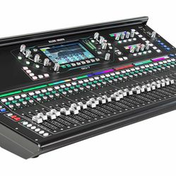 Allen & Heath AH-SQ-7 48-Channel and 36-Bus Digital Mixer with 32+1 Motorized Faders
