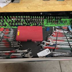 Toolbox 🧰 With Tools 