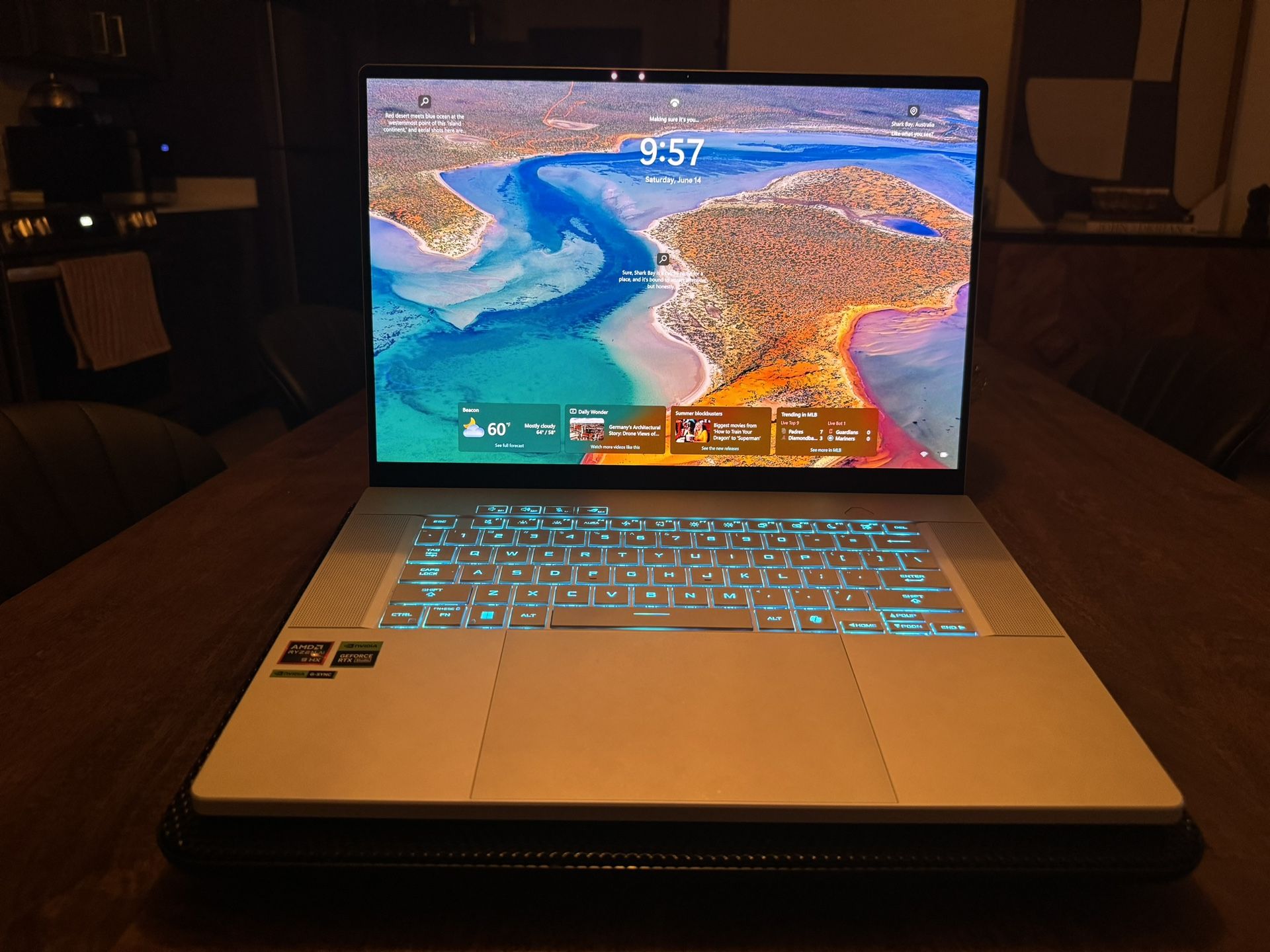 ASUS - ROG Zephyrus G16 16" OLED QHD 240Hz Gaming Laptop - Copilot+ PC - AMD Ryzen AI 9 HX - 32GB RAM - NVIDIA RTX 4070 - 2TB - Platinum White