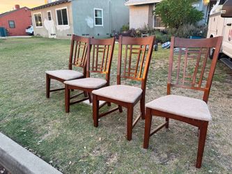4 Dining Chairs