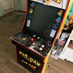 Arcade 1 Up Pac-Man 
