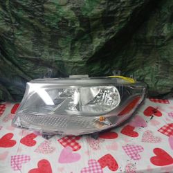 2019-21 Mercedes Benz Sprinter Left Headlight 