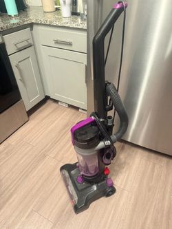 Bissell PowerForce Helix Bagless Upright Vacuum