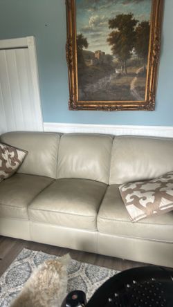 Stunning cream full leather couch