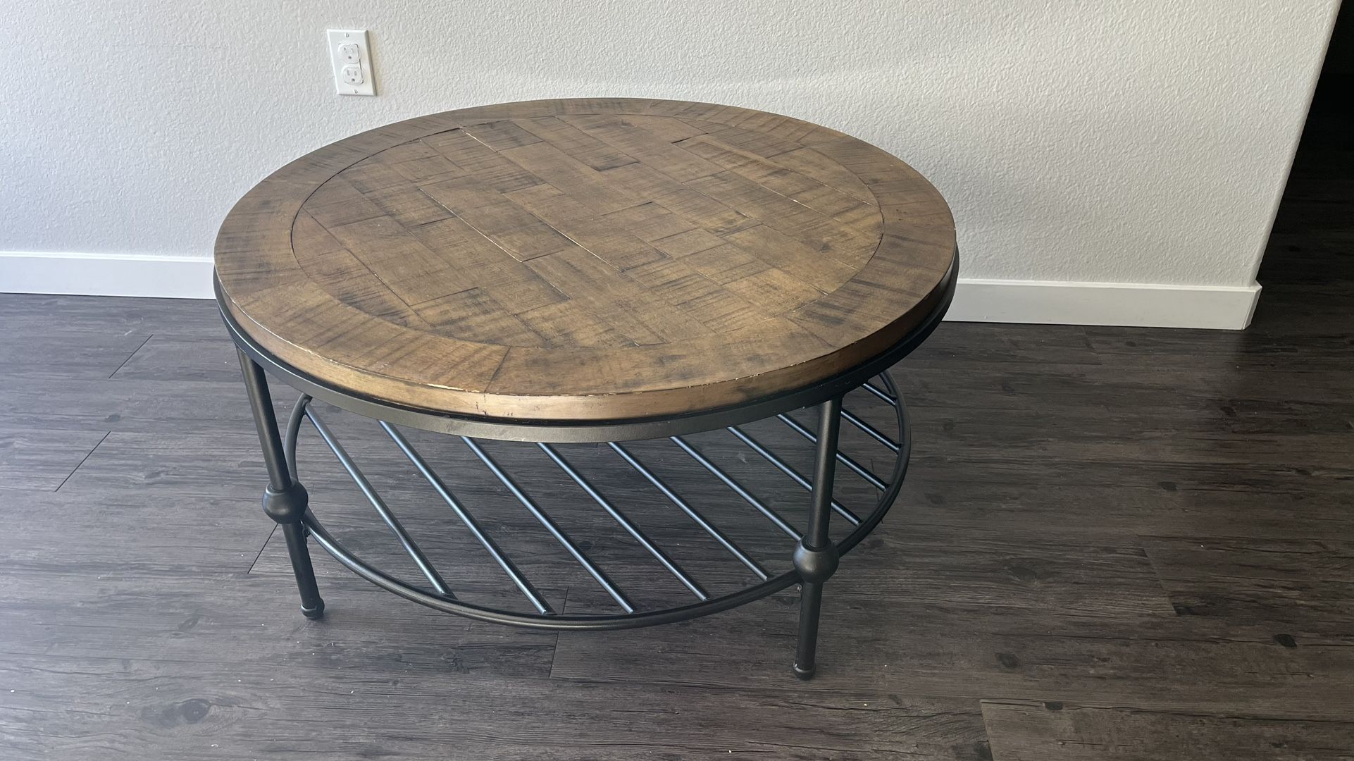 Bassett Mirror Company Belgian Luxe Emery Round Cocktail Table in Rust