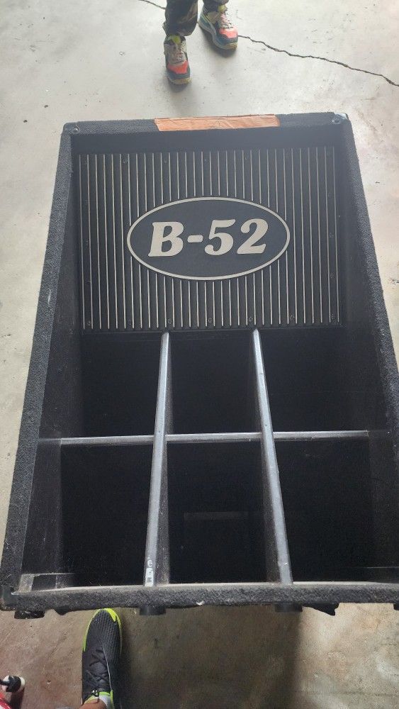 B-52 18 Inch Bass Dumps Pair